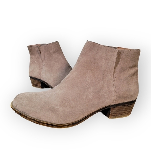 Lucky Brand Benissa Suede Ankle Boots Size 9.5 - Picture 1 of 17